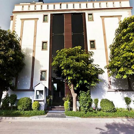 Maxfort Greenwood City Gurgaon Zewnętrze zdjęcie