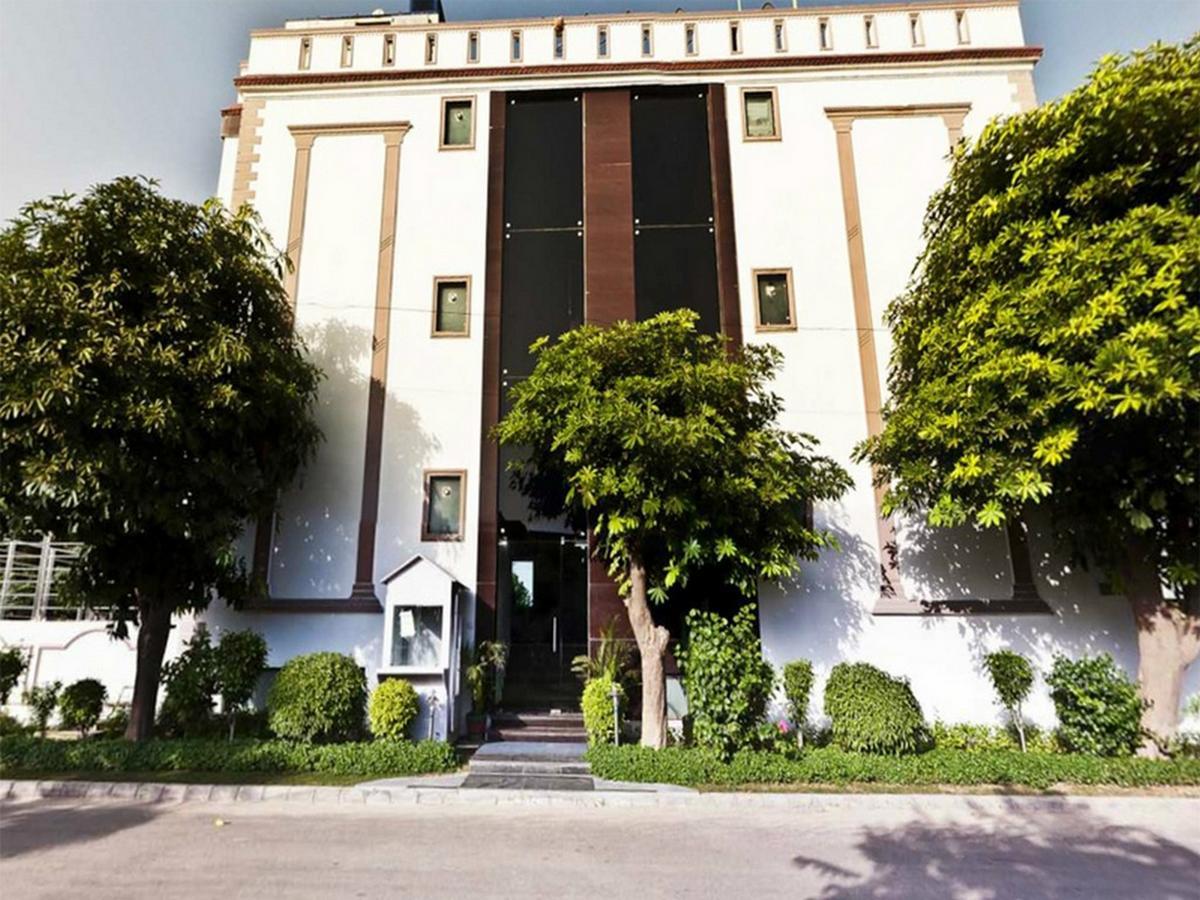 Maxfort Greenwood City Gurgaon Zewnętrze zdjęcie